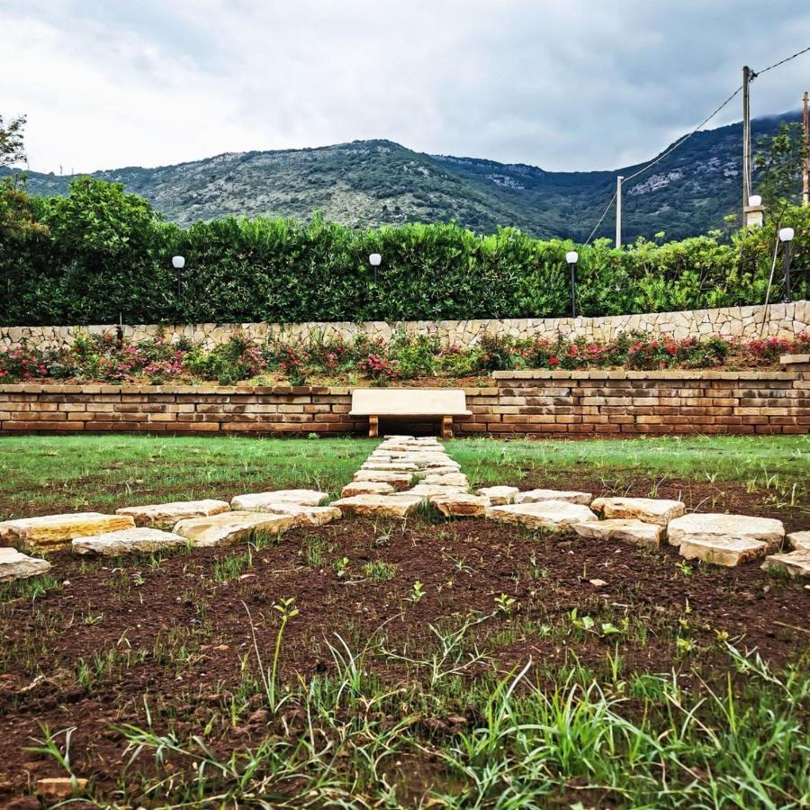 Il Sentiero Di Leano Hotel Terracina Exterior photo