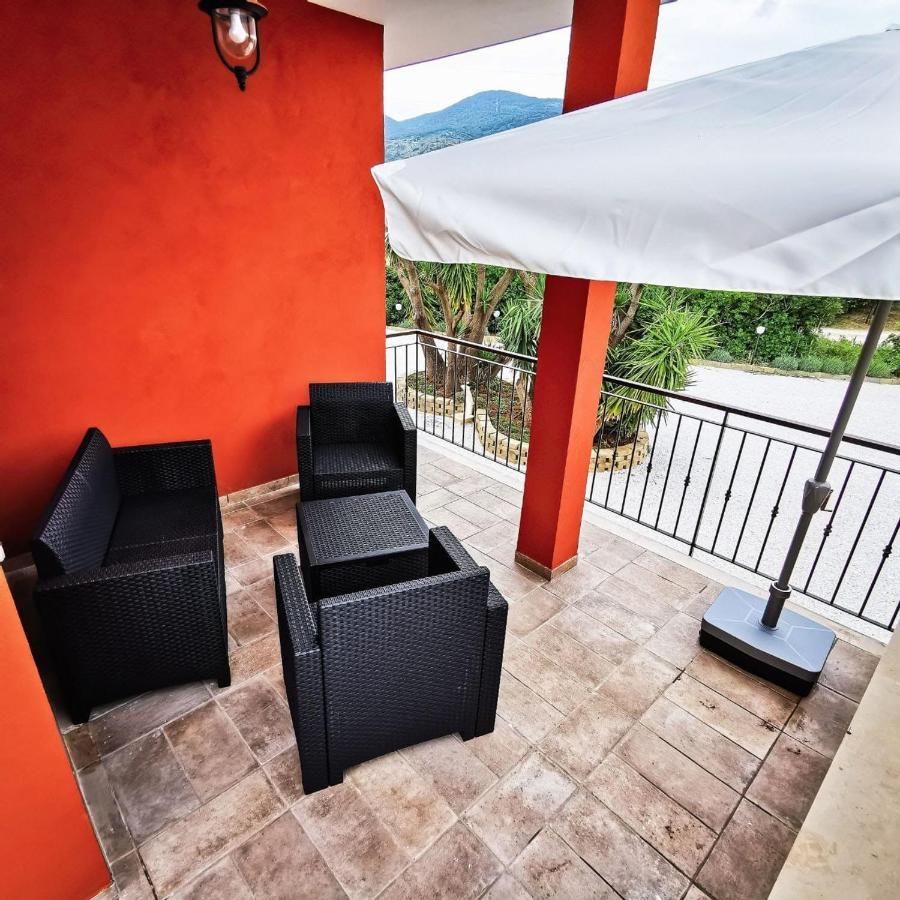 Il Sentiero Di Leano Hotel Terracina Exterior photo