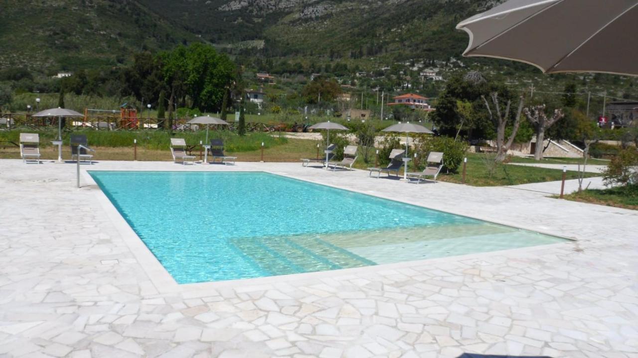Il Sentiero Di Leano Hotel Terracina Exterior photo